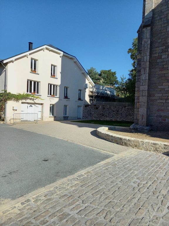 centre ville d'un village du grand-figeac